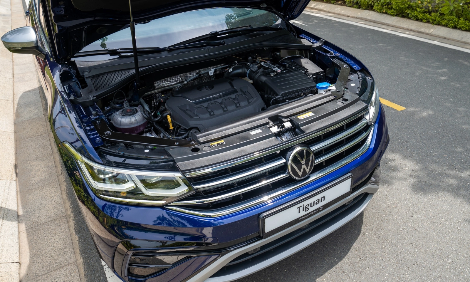 Volkswagen Tiguan Allspace 2.0L - Hình 20