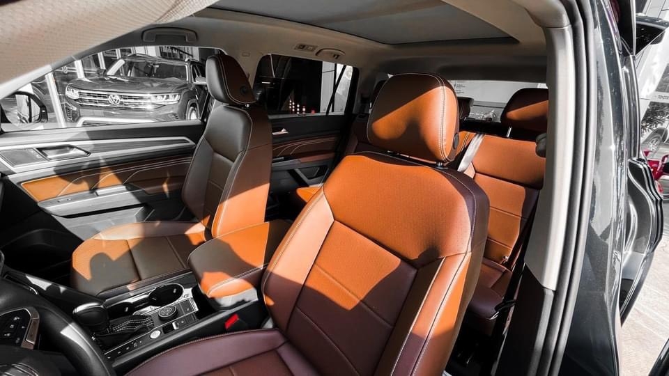 Mitsubishi Pajero Sport Gasoline 4x4 AT Premium - Hình 11